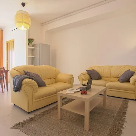 Manui * 阿格里真托